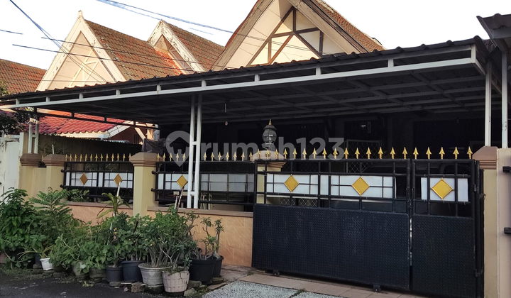 Quick & Cheap Sale: 9 x 18 House in Sector 7 A Gading Serpong