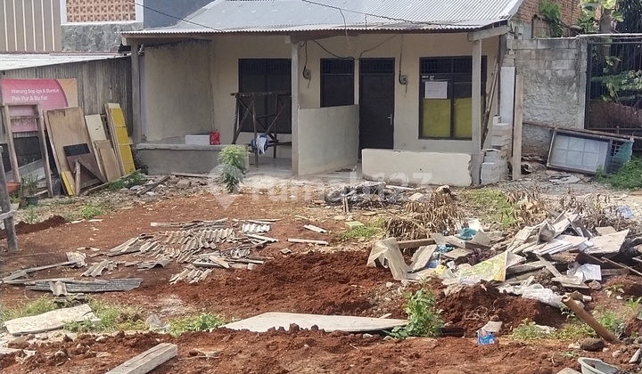 Tanah pinggir jalan Askes 2 mobil masih ada rumah kontrakan harga paling murah 