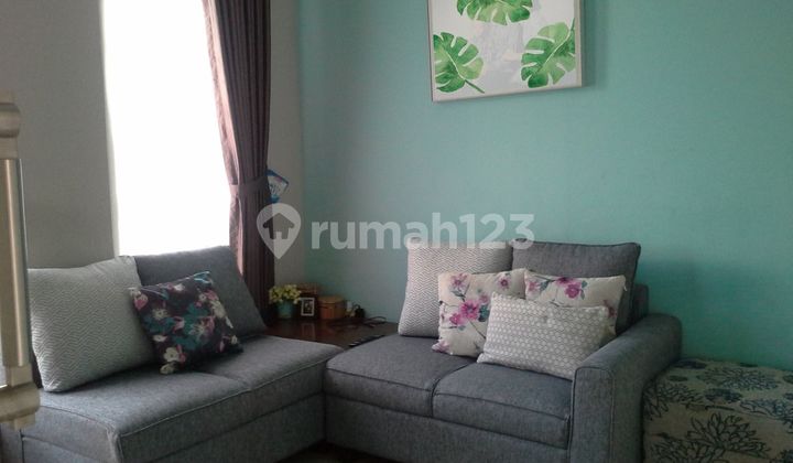 Rumah 2 Lantai SHM lokasi aman nyaman  2