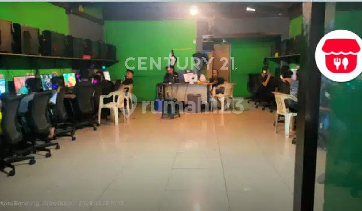 Rumah Usaha Area Sarijadi Bandung Dekat Kebeberapa Kampus Ternama