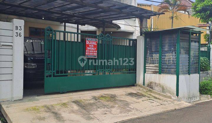 Dijual Rumah di Akasia Kedoya Furnished Jati 1