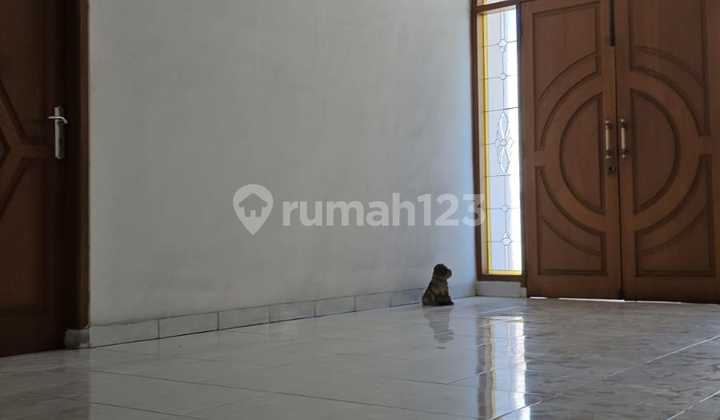 Dijual rumah di Villa Gading Indah hadap Barat 2