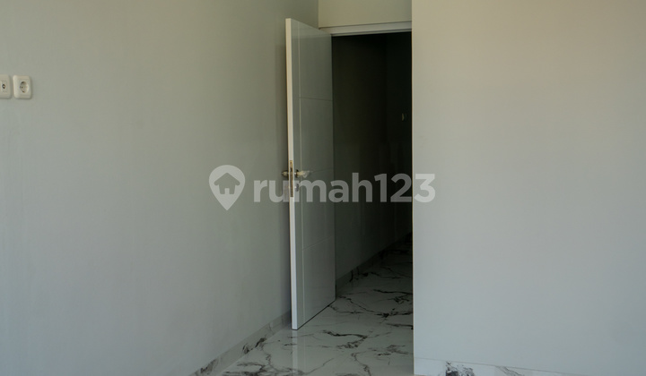 Dijual rumah baru bagus sekali harga terjangkau 2
