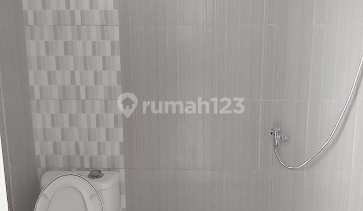 Rumah 2 lantai, 3 kamar, sidoarjo kota SHM 8
