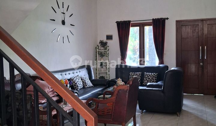 Di Jual. Rumah.2lantai.siap.huni.di.taman.royal Tangerang