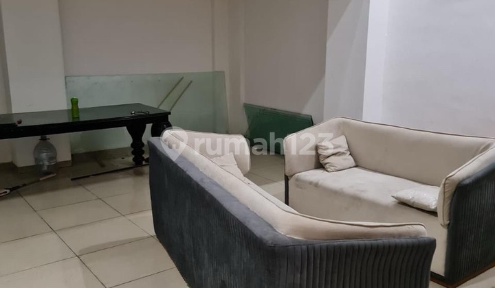 Dijual rumah bagus di Tomang Rawa Kepa siap huni