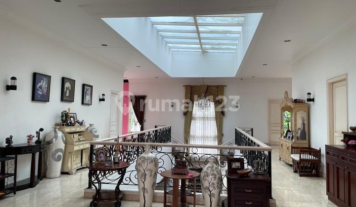 Dijual Rumah mewah di Taman Tirta Golf BSD Citty 2