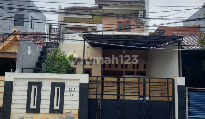 Di Jual Rumah 2lantai Siap Huni Di Taman Royal, Tangerang
