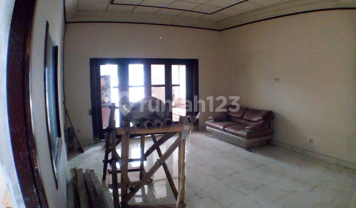 Rumah di Mainroad Setiabudi 3