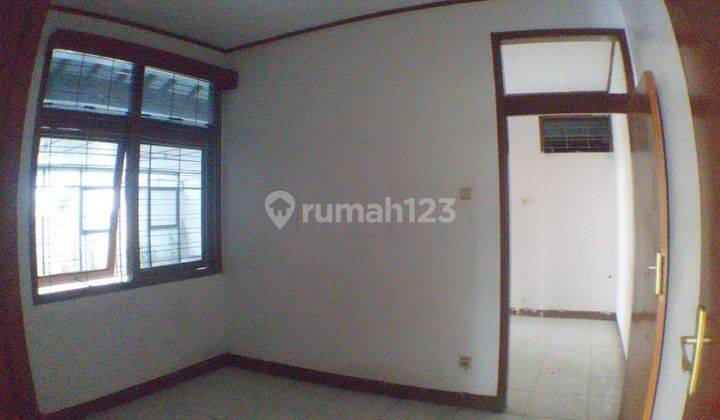 Rumah di Surya Sumantri, Setra Sari, Setra Duta, Setra Murni, Pasteur. Cocok Untuk Kantor, Usaha. 8