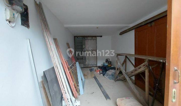 Rumah 3 Lantai, Sudah Selesai Renovasi Di Sayap Dago 2