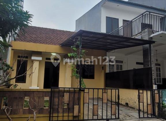 Rumah tipe bali hanya lima menit ke mall sentul city