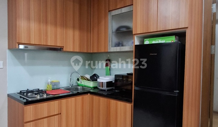 Jual Apartemen 1 BR Lantai Rendah - Full Furnished 2