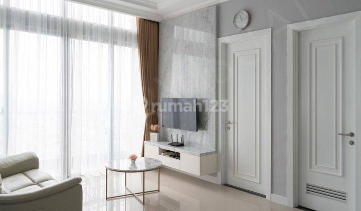 Apartemen Penthouse desain tercantik tower new royal st moritz