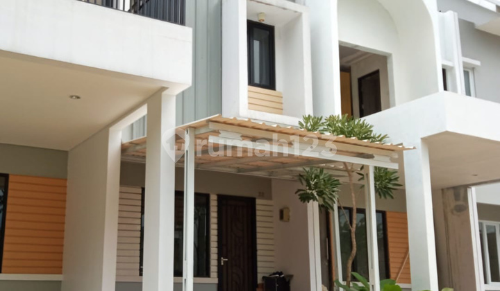Rumah Minimalis Full Furnished 2 lantai di Cluster Puri Botanical