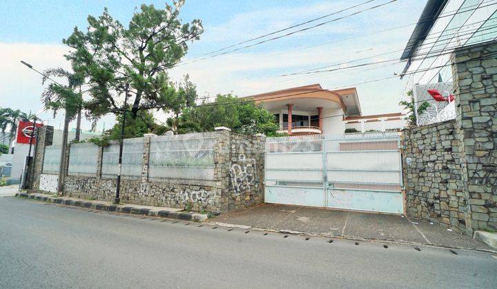 Rumah Dekat Dengan Perkantoran Dan Usaha 1