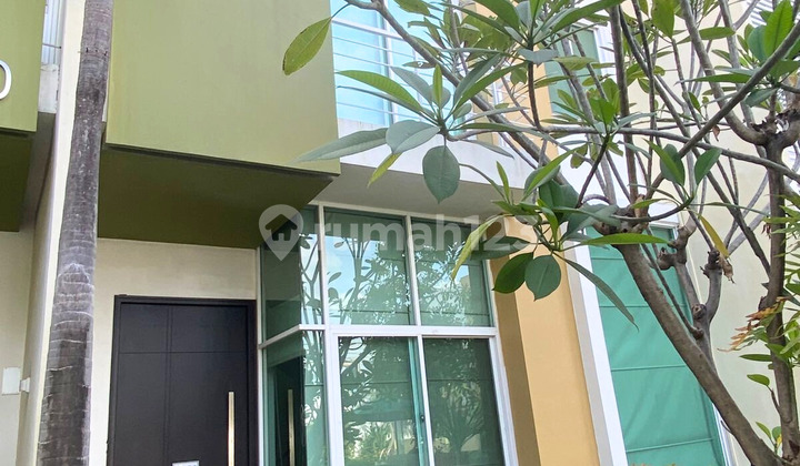 Rumah Bagus Siap Huni Komplek De Oaze