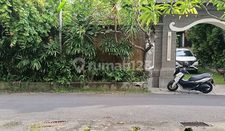 Villa Asri Di Kerobokan Dkt Seminyak 400m2 Dng 5 Kamar Villa Asri Di Kerobokan Dkt Seminyak 400m2 Dng 5 Kamar