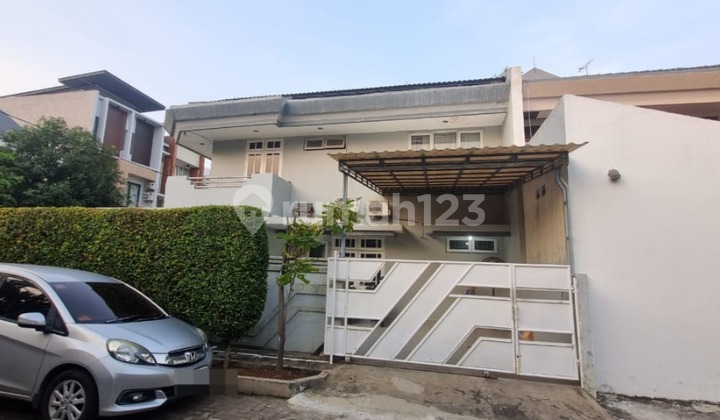 corner house for sale in sunter