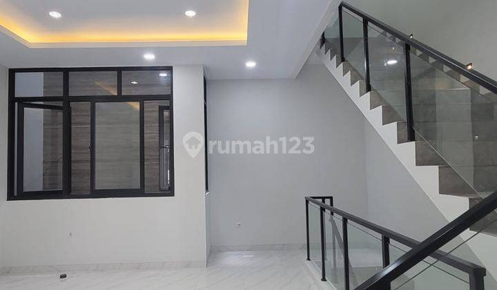 Dijual Rumah Brand New Minimalis di Sunter 2