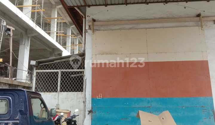 Warehouse for Sale in Sunter