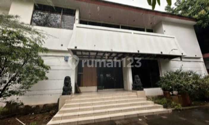 nice house strategic location 2 floors in sunter nice house strategic location 2 floors in sunter