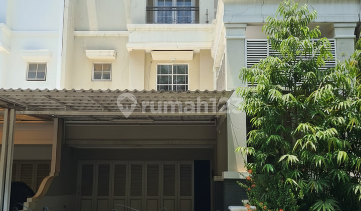 Nice 3-Story House in Kelapa Gading