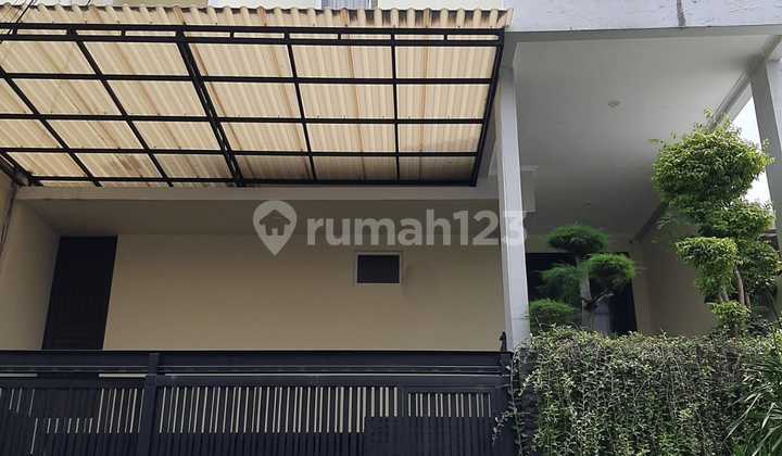 Nice Luxury 2-Storey House in Disunter