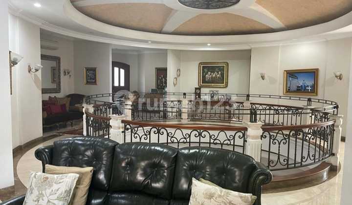 Selling a Good Luxury House in Pondok Indah, South Jakarta 2