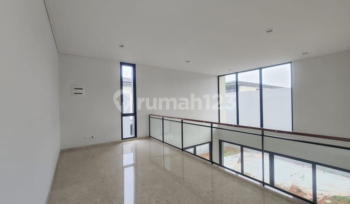 DIJUAL RUMAH LYNDON NAVAPARK DI BSD  2