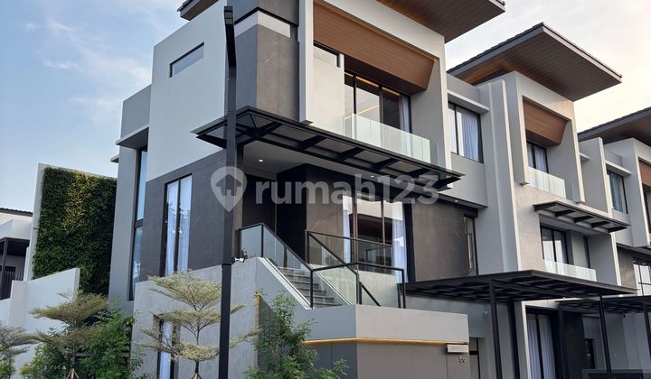 Luxurious 3-Story ARDEA House at Summarecon