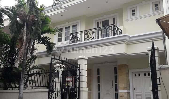 Rumah.2.lantai Lokasi.di.dlm Cluster Nyaman