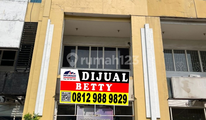 Ruko.3.lantai.di.modernland Cipondoh