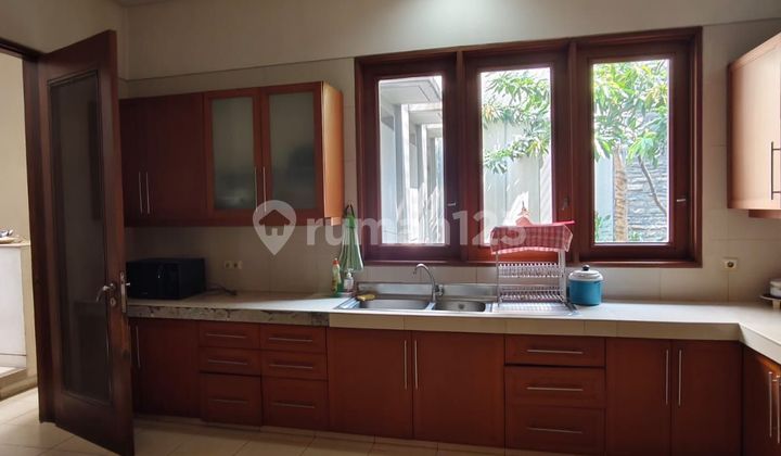 Spacious and nice house.. great location 2