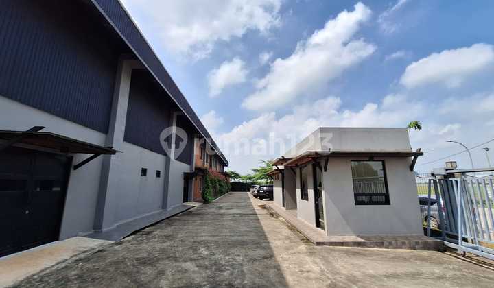 For Rent Factory/Warehouse Clean Neat Ready to Use