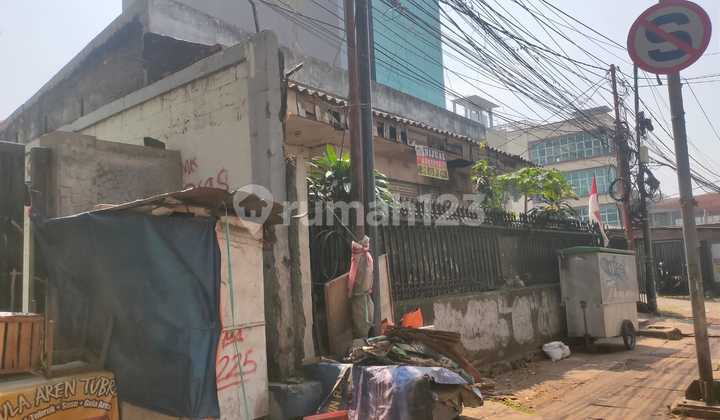 Rumah Kebayoran Lama. Lokasi ******** Raya 2