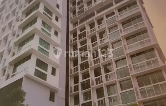 Apartemen Satu 8 Dengan Interior Semi Furnished di Kedoya Jakarta Barat