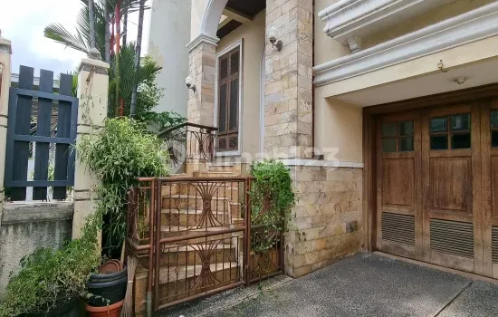 Rumah Taman Aries Blok C Plit Level 2 lt Hadap Selatan di Meruya Jakarta Barat Rumah Taman Aries Blok C Plit Level 2 lt Hadap Selatan di Meruya Jakarta Barat