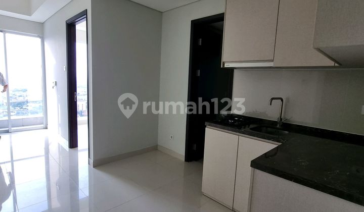 Puri Mansion Tower Crystal Lt 33 Baru 100% Unfurnish Kosong 1 Kamar Tidur 2