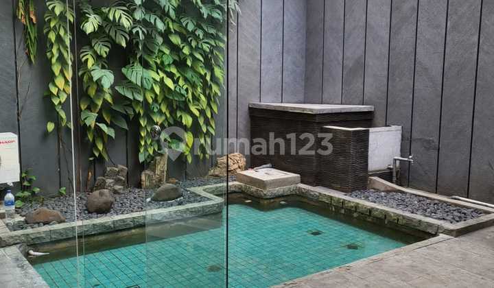 Intercon Ada Kolam Renang Luas 548 M2 