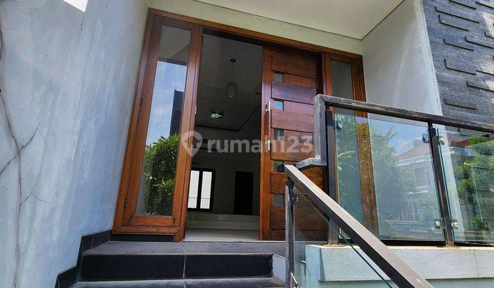 Rumah Brandnew 3 lantai di Permata Buana cluster baru 1