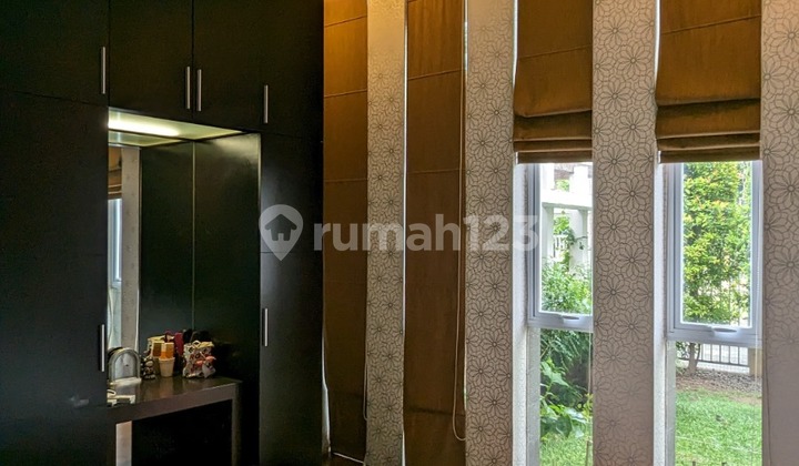 Rumah Mewah Kolam Renang Jalan Utama 2