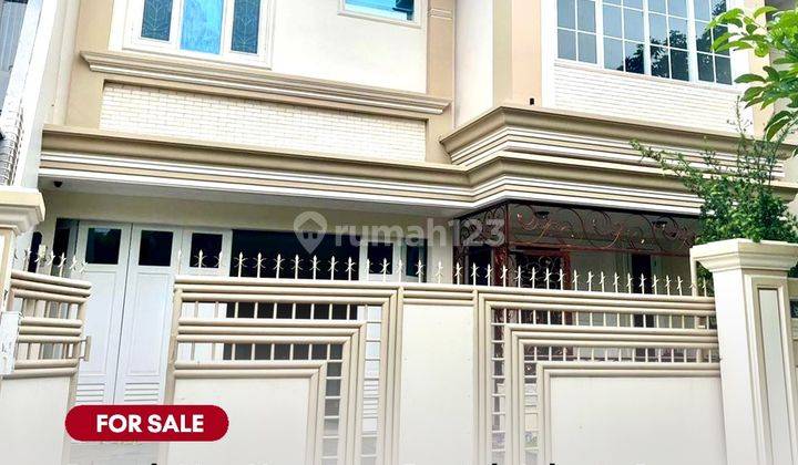 Djual Rumah 2 Lantai Bagus Siap Huni Semi Furnish Taman Kebon Jeruk, Intercon 1