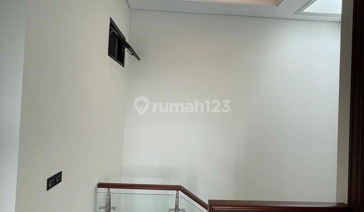  Rumah Brandnew Lokasii Strategiis Dii Permata Buana Jakarta Barat 2