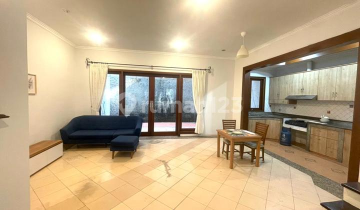 For Sale House in Puri Indah Area West Jakarta Facing South Price 5M Land Area 160M 2