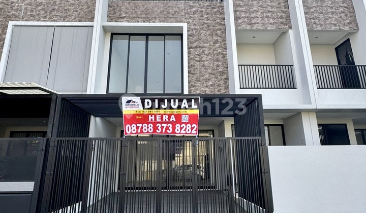 Dijual Rumah Taman Villa Meruya Hadap Timur 3 Kamar Tidur 