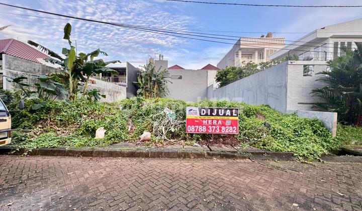 Di Villa Meruya, Di Villa Meruya,