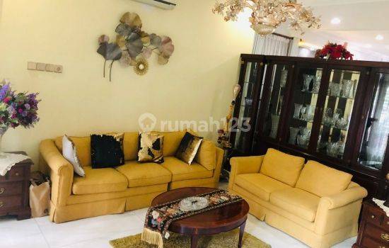 Rumah di Puri Indah Siap Huni Jakarta Barat 2