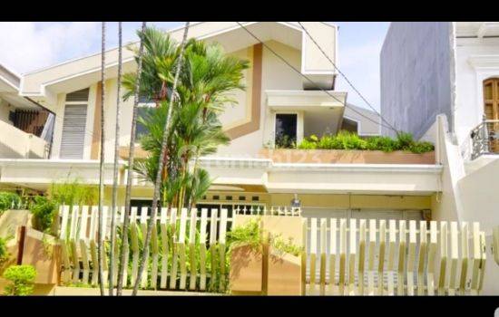Rumah Lokasi Sangat Bagus di Dalam Perumahan Kedoya Jakarta Barat  1