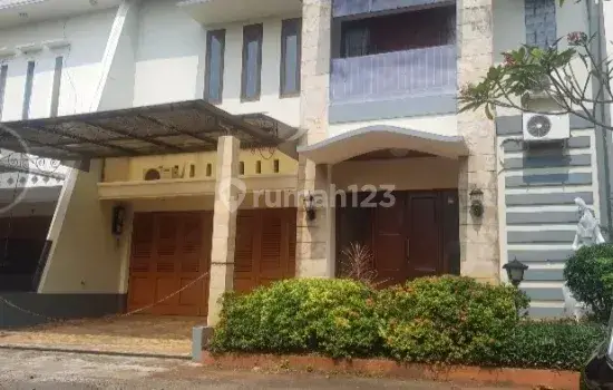 Rumah Bagus 2 Lantai Dan Semi Furnished di Fatmawati, Jakarta Selatan 1